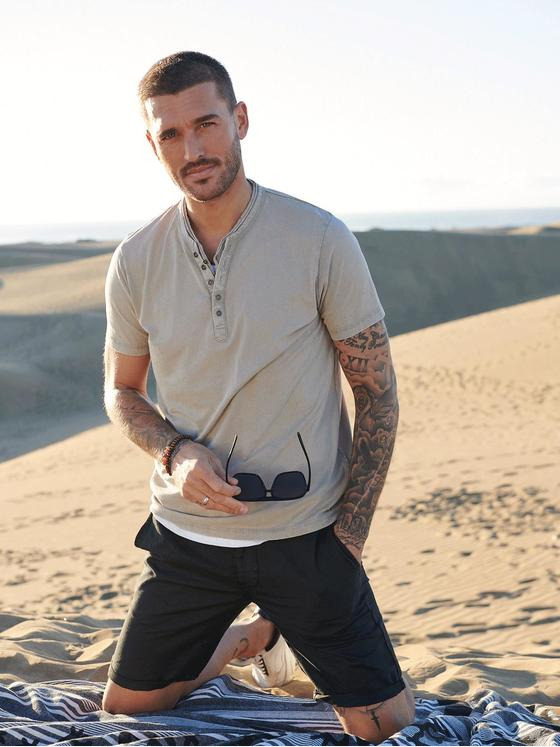 emilio adani Herren Henley-Shirt aus Baumwolle Beige 34542