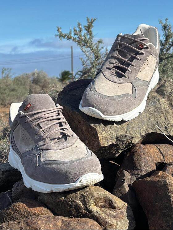 emilio adani Herren Modischer Active-Sneaker Braunbeige 40231