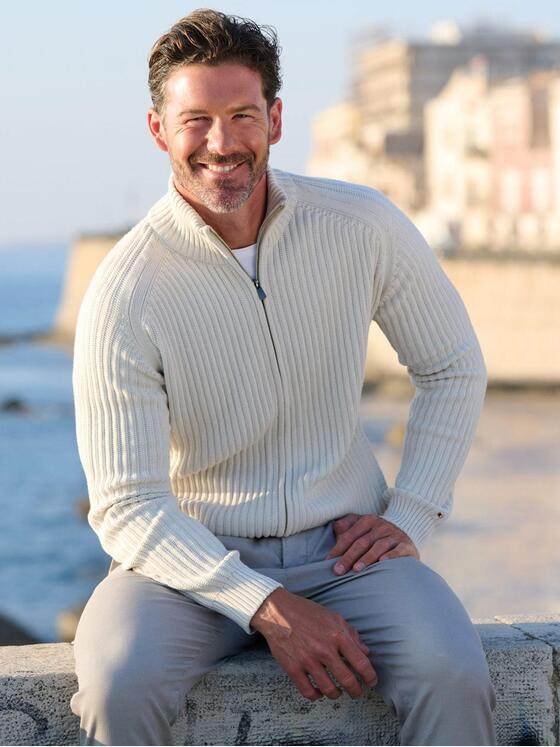 emilio adani Herren Strickjacke mit Rippstruktur Creme 39177