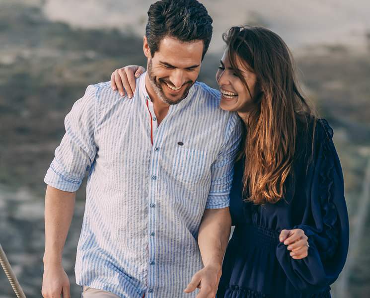 Senioren-lässige Datingprofil lengkap emain dating agency cyrano