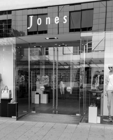 Jones Store Wels