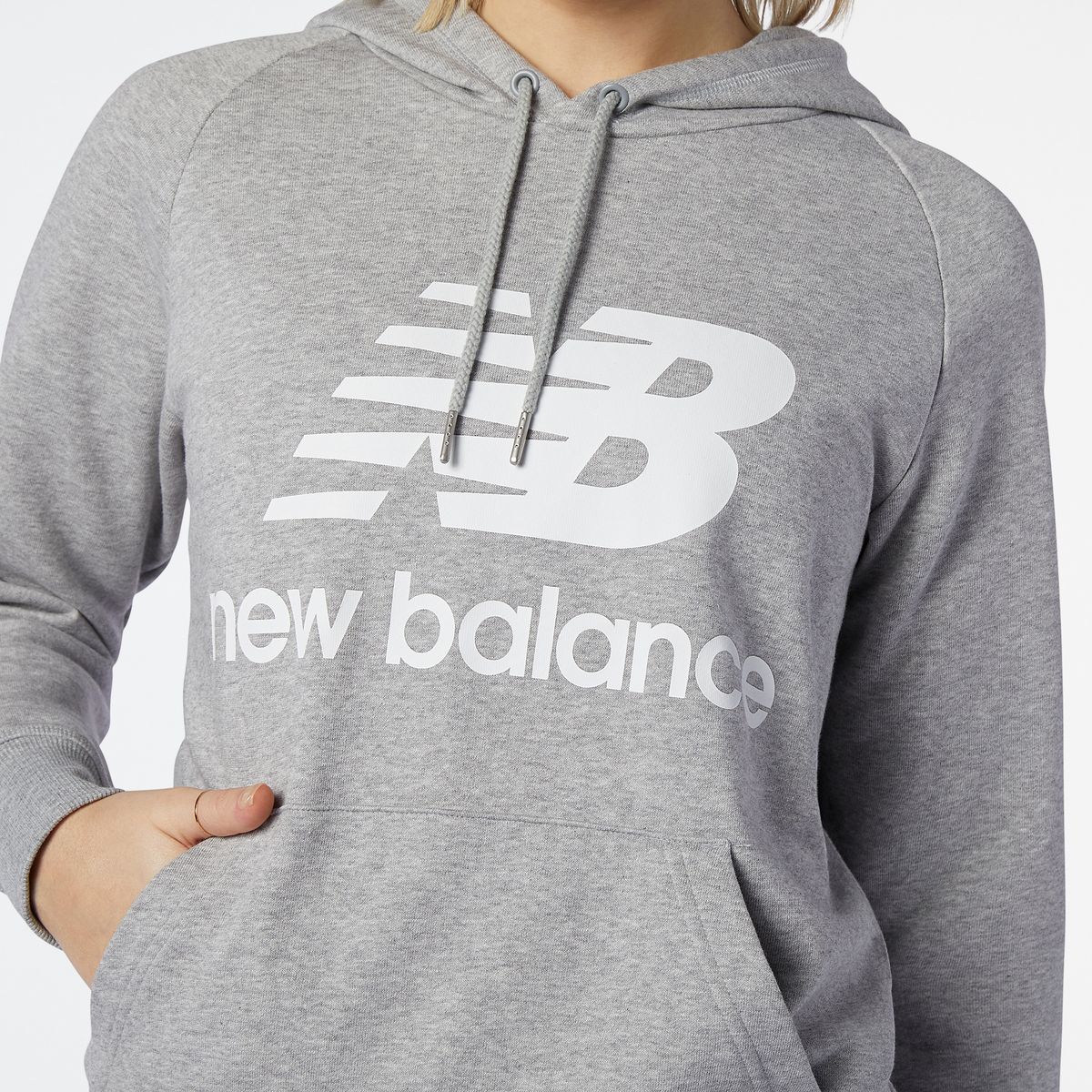New Balance NB Essentials Pullover Hoodie Damen Kapuzensweater