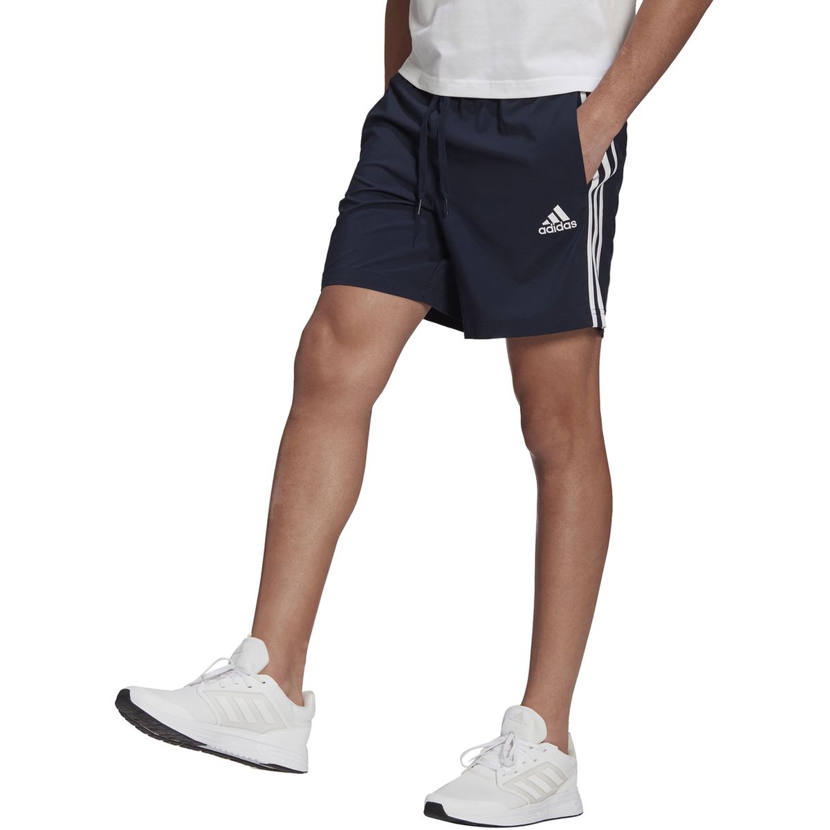 Adidas AEROREADY Essentials Chelsea 3-Streifen Shorts Herren_1