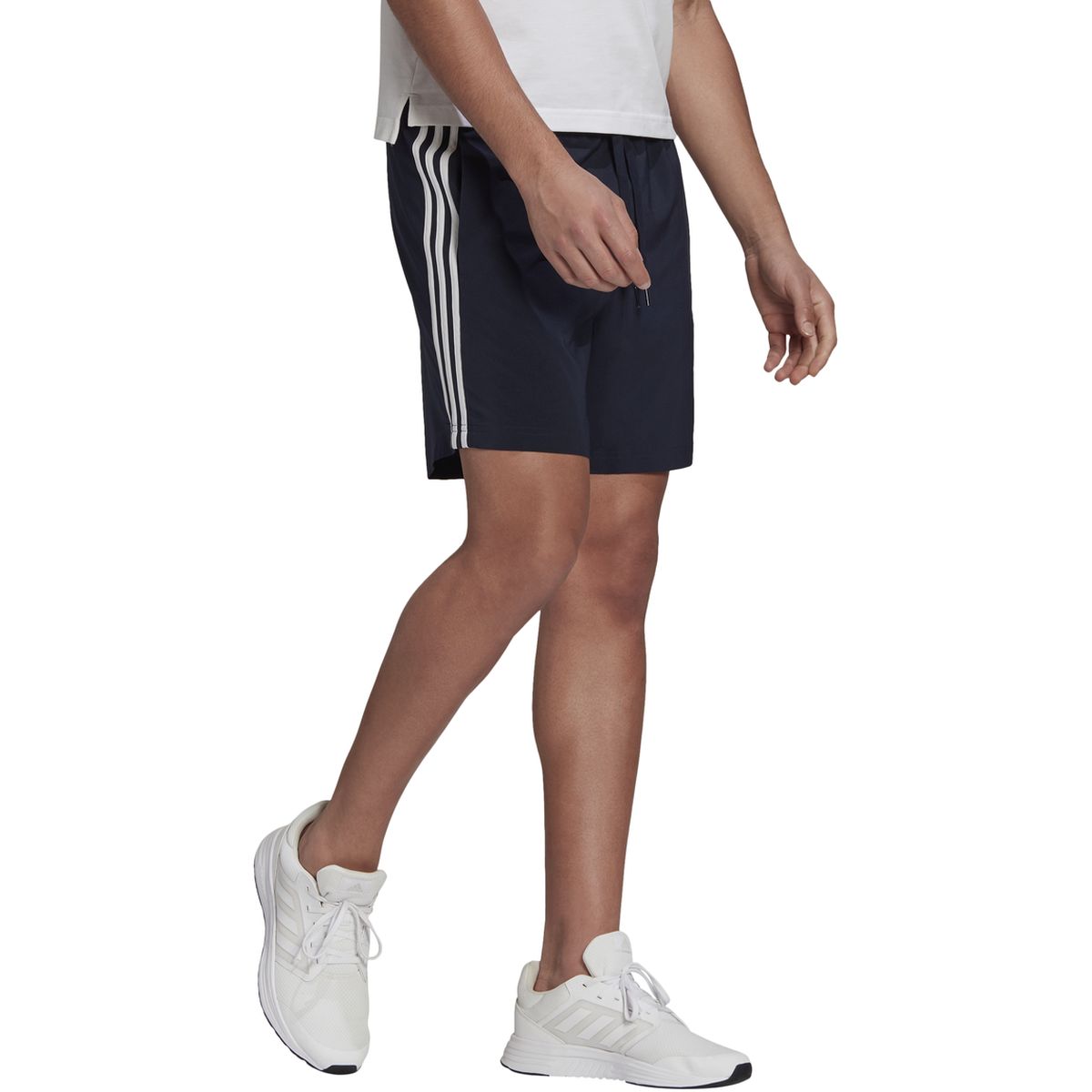 Adidas AEROREADY Essentials Chelsea 3-Streifen Shorts Herren_2