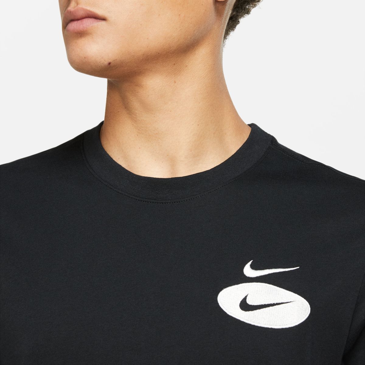 Nike Sportswear Swoosh League Herren T-Shirt_3