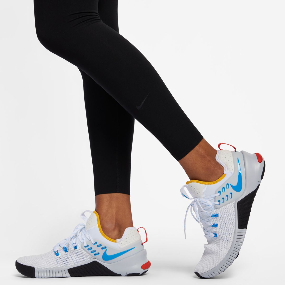 Nike One Luxe Mid-Rise Damen Tight_1