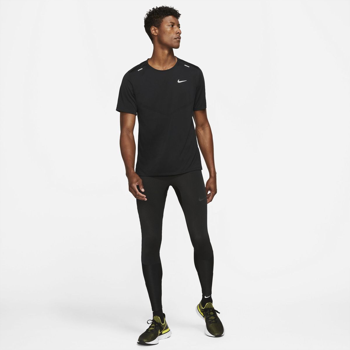 Nike Dri-FIT Rise 365 Top Herren T-Shirt_2