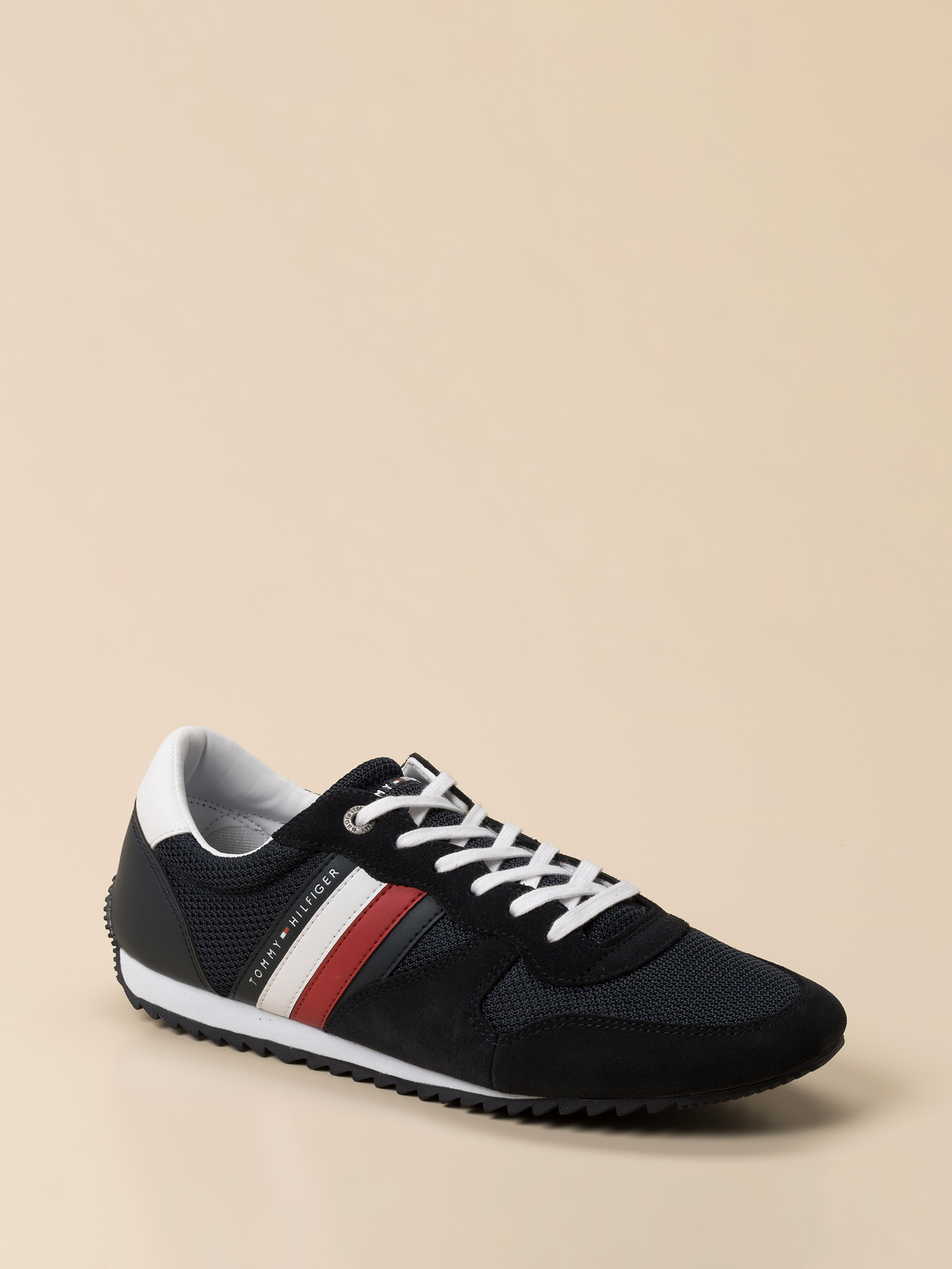 abschlusspullis tommy hilfiger