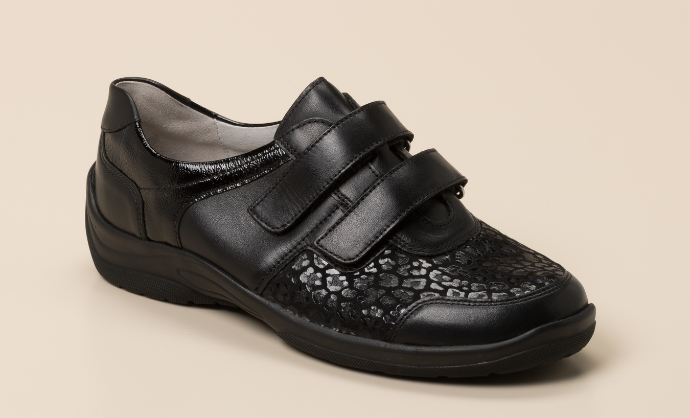 Waldläufer Damen Klettschuh in schwarz kaufen | Zumnorde Waldläufer Damen Trotteur in schwarz kaufen | Zumnorde